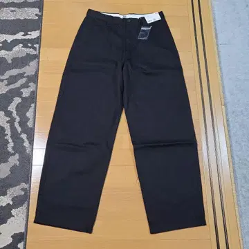 유니클로 와이드핏 치노 W82