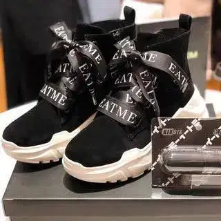 미사용 새상품 eatme EATME 한정판 슈레이스 부착 스니커즈 부츠