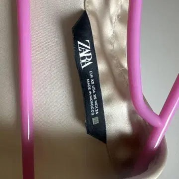 ZARA 새틴 베이지 긴팔 셔츠 XS