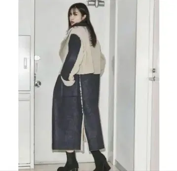 EMODA 무스탕 롱 코트 베이지 블랙 리버서블
