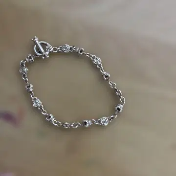 로즈 모티브 실버 팔찌