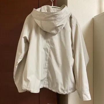 오파크 클립 마운틴 후드티