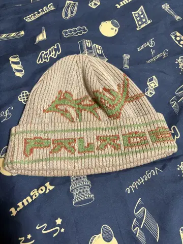 PALACE 니트 모자 베이지 100% 코튼