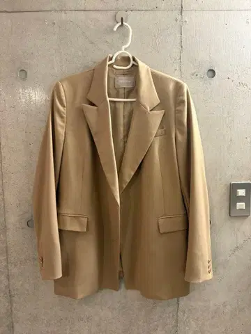 COCO DEAL Luxe 베이지 테일러드 자켓