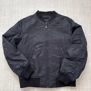 [새상품급] UNIQLO 블랙 MA-1 자켓 아우터 M 사이즈