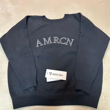 Americana 래글런 맨투맨