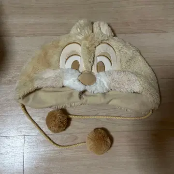 칩과 데일 모자 크림색 폼폼 포함