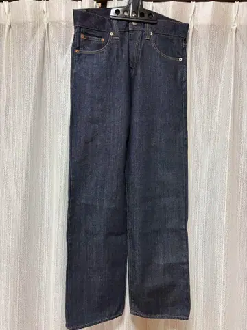 타미 힐피거 스트레이트 데님