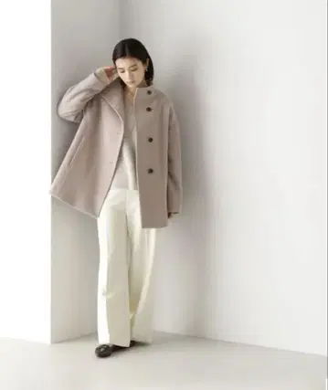 보틀넥 하프 코트 NATURAL BEAUTY BASIC