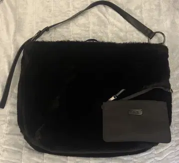 ZARA 인조 모피 백 블랙