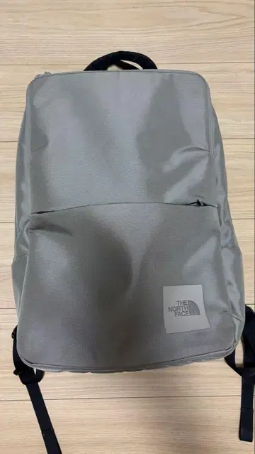 THE NORTH FACE 셔틀 데이팩 NM81863
