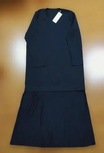 택 포함 미사용 새상품 도킹 네이비 긴팔 니트 원피스 M 상당