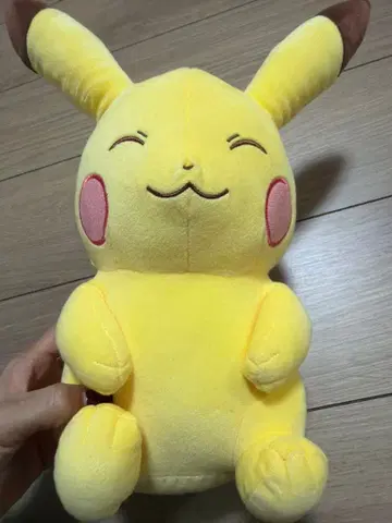 피카츄 봉제 인형