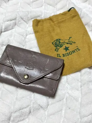 IL BISONTE 별 패턴 가죽 카드 케이스