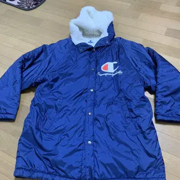 Champion 네이비 벤치 코트 M 사이즈
