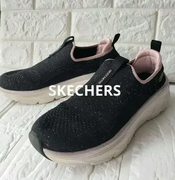 [ Skechers ] [ 스케쳐스 ] D'LUX WALKER 블랙 통굽