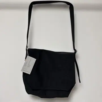 Hender Scheme 플랩 숄더 스몰/블랙