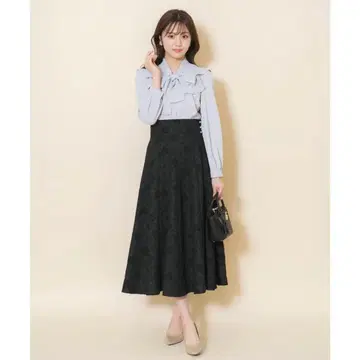 새상품급 WILLSELECTION 샤이니 플라워 자카드 스커트 F