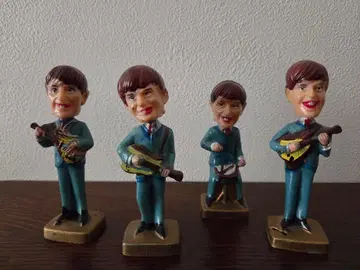 빈티지 비틀즈 피규어