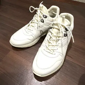 ecco 미들컷 스니커즈 40
