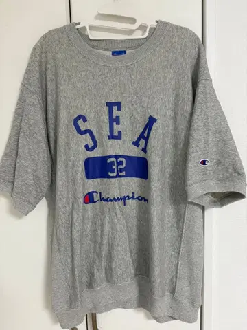 새상품급 윈드앤씨 챔피온 리버스 위브 콜라보 T셔츠