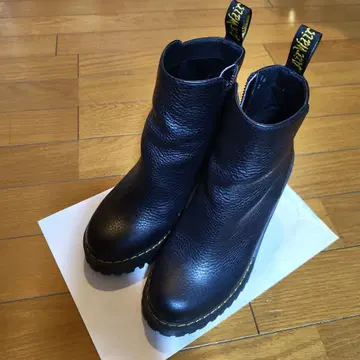 닥터 마틴 마그달레나 225 uk3 부츠