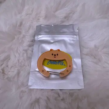 SKZOO SECRET ACRYLIC CARABINER 한쿼카