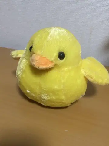 오리 봉제 인형 약 18cm 배터리로 작동하나요?