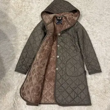 [ 새상품급 ] 라벤햄 퀼팅 롱 코트 보아 후드 카키 36