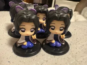 코쵸우 시노부 5체 세트