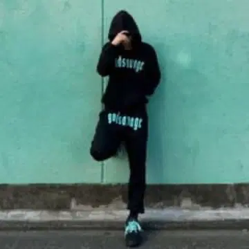 갓 서베이지 셋업 m