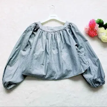 meer. 메아 Balloon blouse 숏 기장 볼륨 일본제