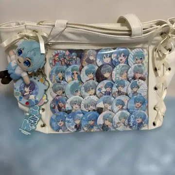 코론 군, 이타백, 캔뱃지 31개