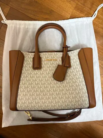 마이클코어스 핸드백