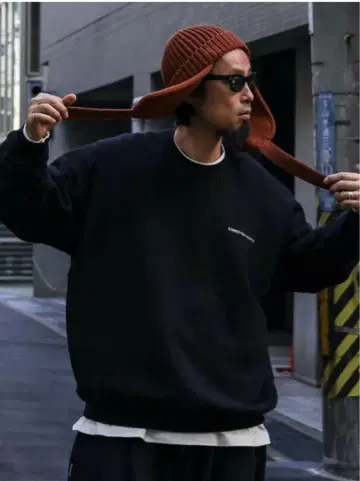 STRIPES FOR CREATIVE (S.F.C)