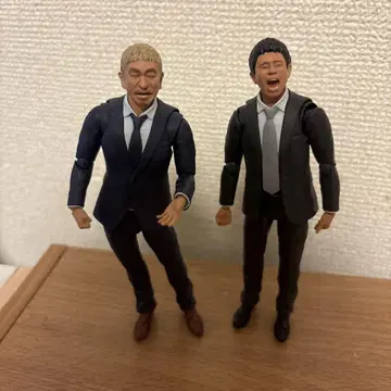 다운타운 피규어 교환 부품 포함