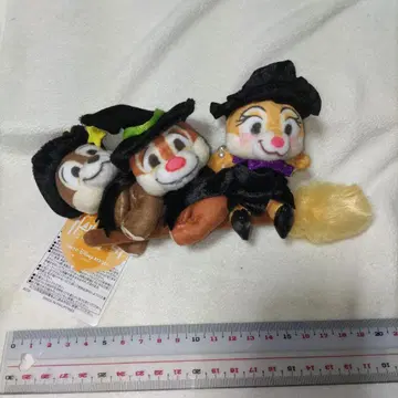 할로윈 봉제 인형 배치