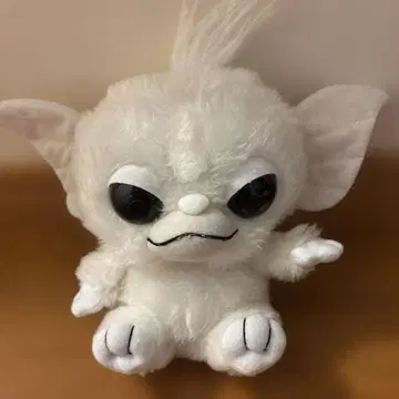 그렘린 기즈모 봉제 인형 화이트