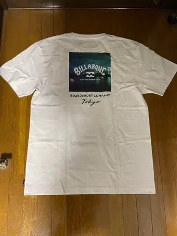 빌라봉 도쿄 한정 T셔츠 새상품 미사용