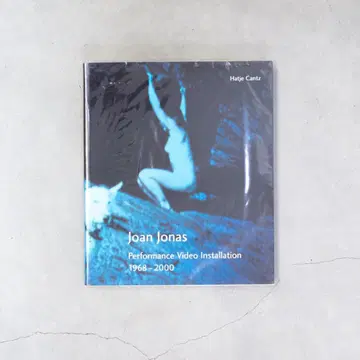 Joan Jonas Performance 도서