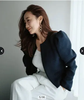 카미사키 메구미 CADUNE 노카라 자켓 네이비 퍼프 슬리브 카듀네