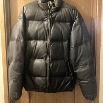 스와거 가죽 다운 자켓 새상품급