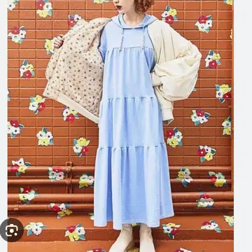 L 사이즈! poppy 아사기니뇨 펄 티어드 후디 원피스 스카이블루