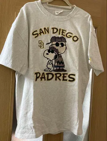 샌디에이고 파드레스 스누피 T셔츠 M
