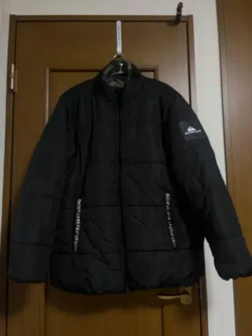 QUIKSILVER 다운 자켓