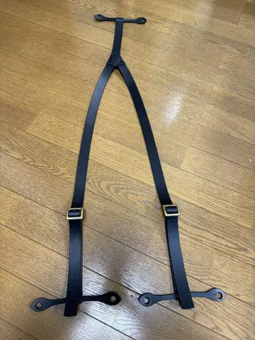 블랙 가죽 서스펜더 tcb 청바지