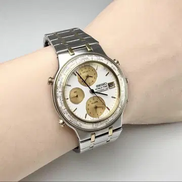 SEIKO 크로노그래프 손목시계