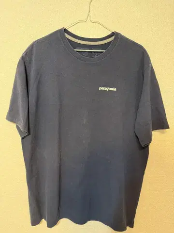 patagonia 네이비 T셔츠 L 사이즈
