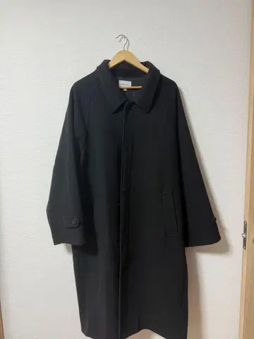 블랙 체스터 코트