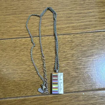 폴 스미스 스트라이프 목걸이